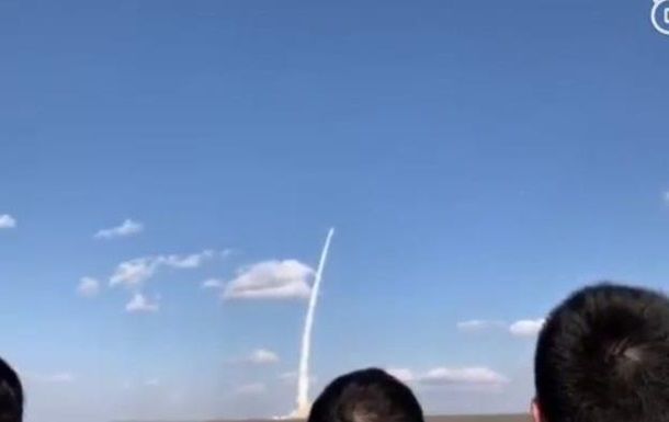 В Китае провалился запуск частной ракеты.