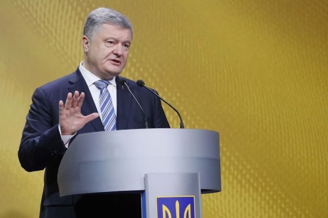 Порошенко заявил о превосходстве украинского паспорта над российским.