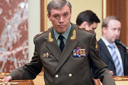Суд рассматривает вопрос о мере пресечения в отношении указанных лиц, а также об их задержании и доставки в суд.