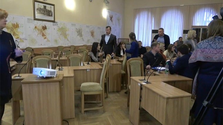 Мунсовет Кишинева не может начать работу из-за отсутствия кворума.