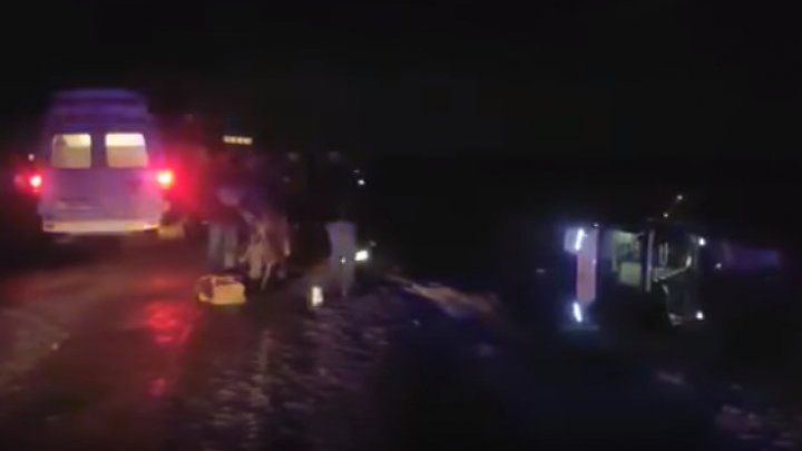 Accident grav în Rusia: Un autocar s-a răsturnat. Sunt 4 morți
