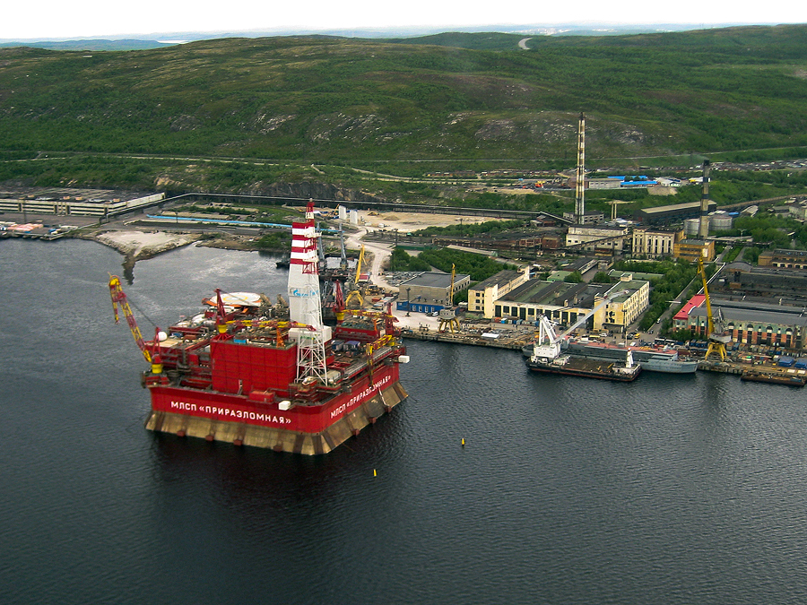 Первая нефть Приразломного месторождения отгружена в танкер и будет доставлена потребителям.   : bloger51.com