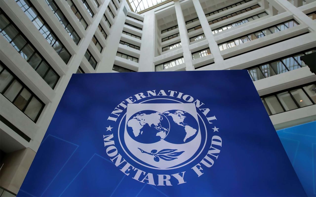 В МВФ заявили, что мировая экономика остановилась.