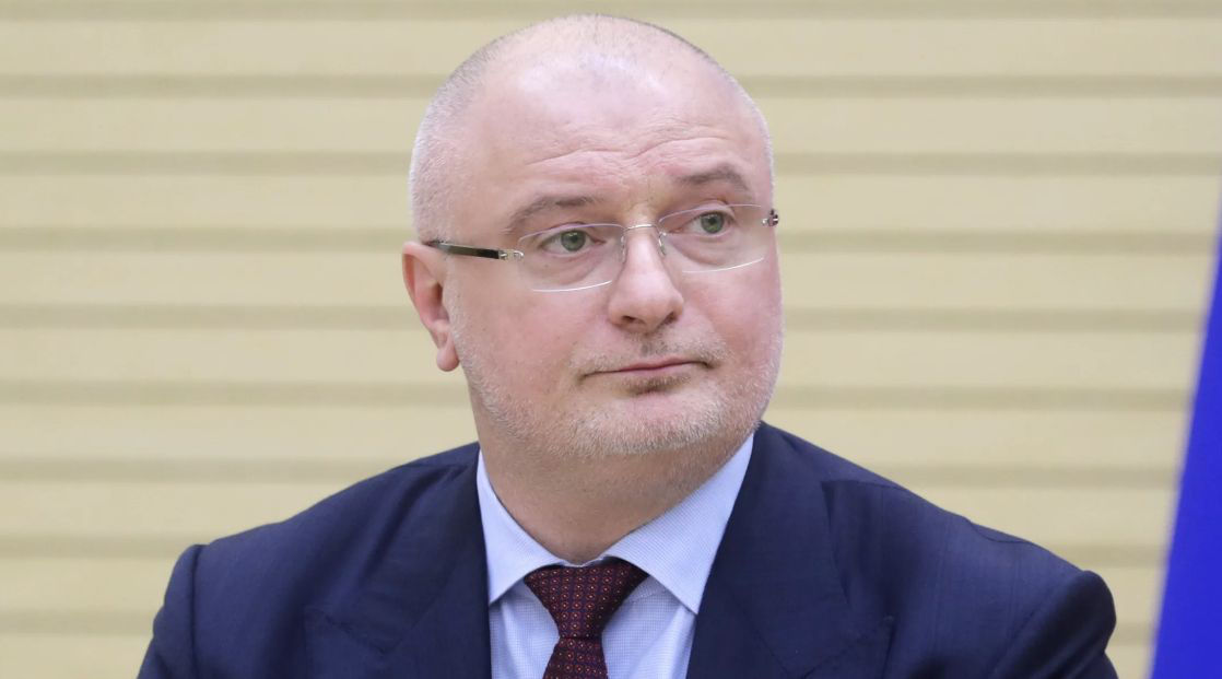 Клишас: Есть расхождения в законах о праве покидать Россию.