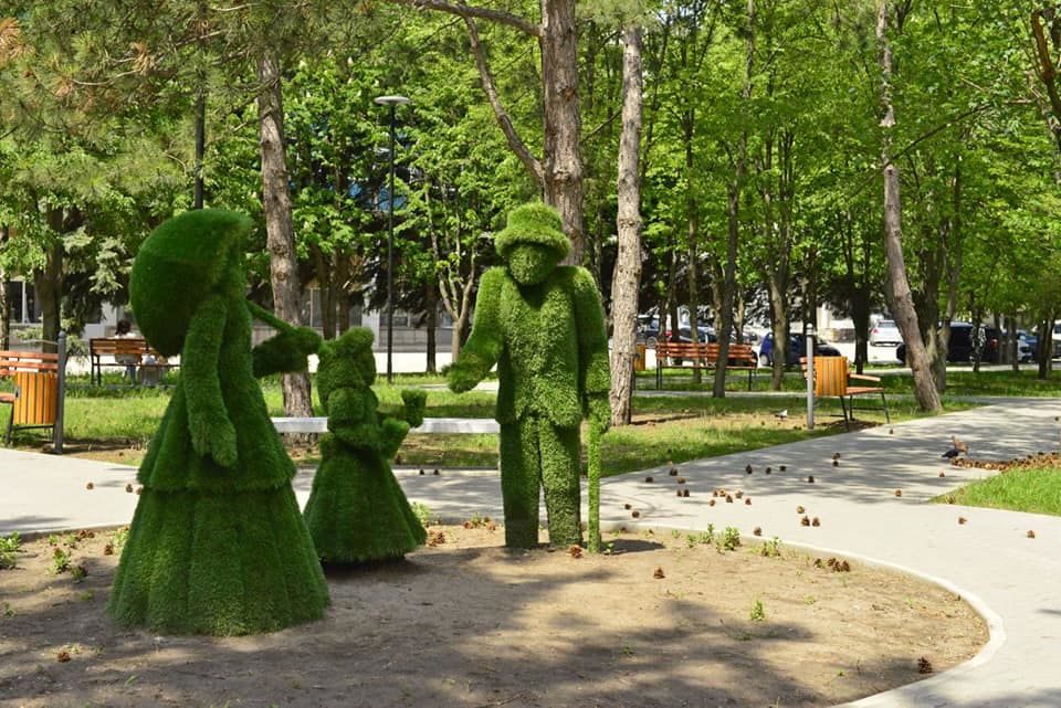 Сквер у завода «Мезон» на Московском бульваре в столичном секторе Рышкановка был возрожден.