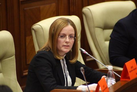 Председатель фракции ПКРМ Инна Шупак.