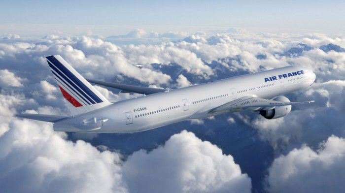 Stare de urgență la bordul unui avion care aparține companiei Air France. Foto: newsair.ro