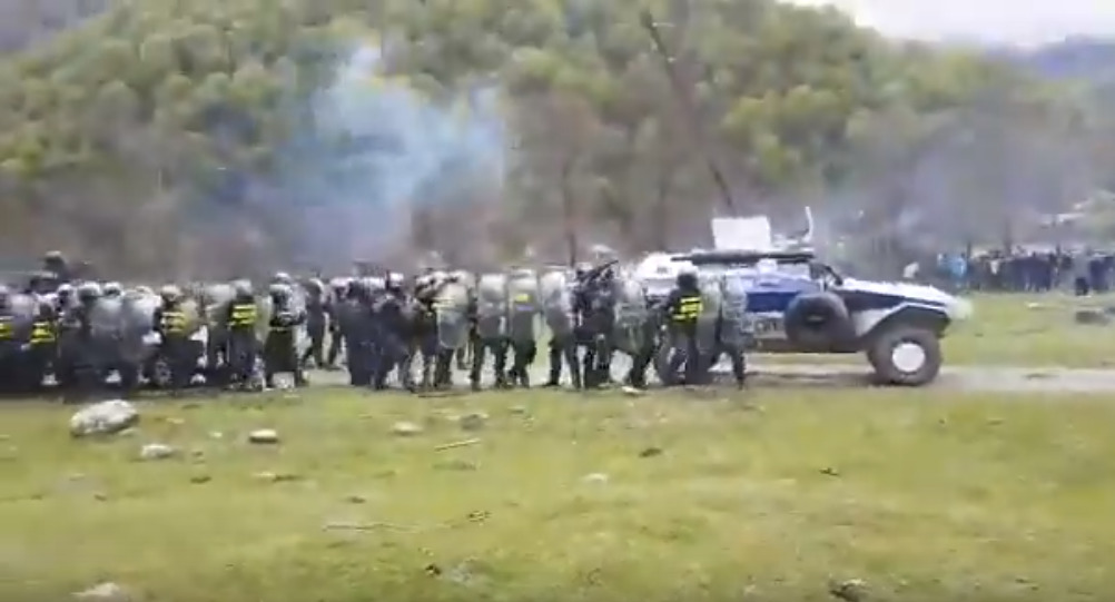 Столкновения спецназа с чеченцами в Грузии попали на видео.