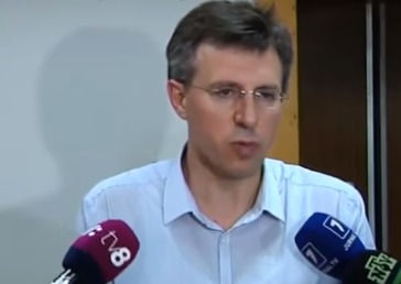 Дорин Киртоакэ заявил, что не видит смысла в отстранении, потому что у него есть чувство собственного достоинства.