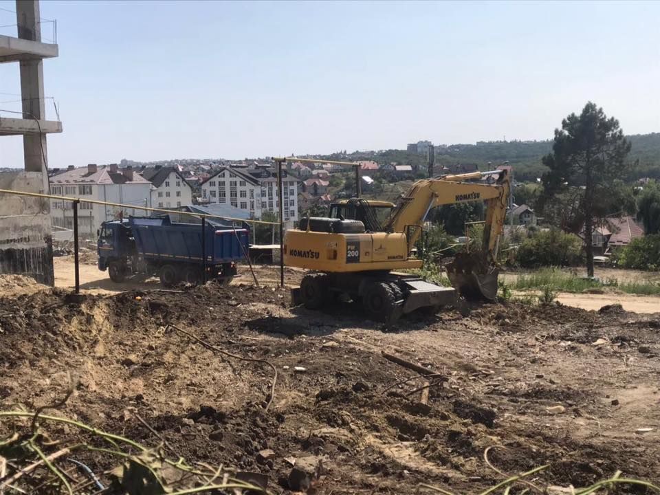 В Кишиневе строительная компания хочет отнять дом у многодетной семьи.