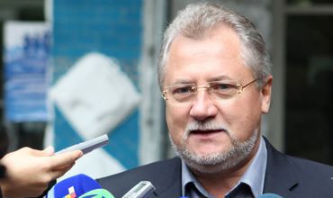 Парламент утвердил зампредседателя Либеральной партии Вячеслава Унтилэ главой Счетной палаты в июле 2016 года.