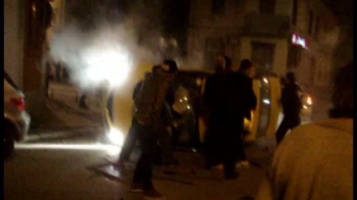 Ambii şoferi vinovati sunt cercetaţi acum pentru vătămare corporală gravă din culpă şi au rămas fără permis.