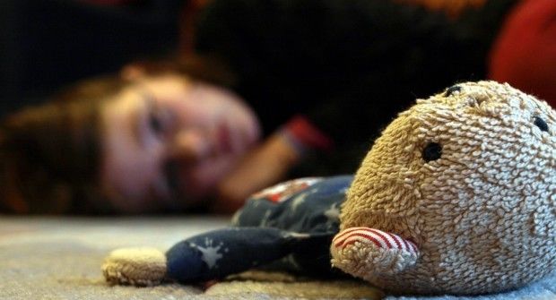 O copilă de 12 ani, dintr-un raion din nordul ţării, a fost violată timp de un an de către tatăl biologic. Foto: realitatea.md