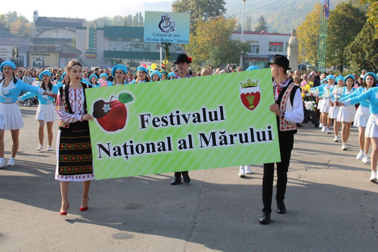 В Сороках провели ХII Национальный фестиваль яблок.