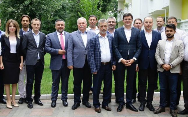 Ассоциация местных избранников от Либерально-демократической партии.