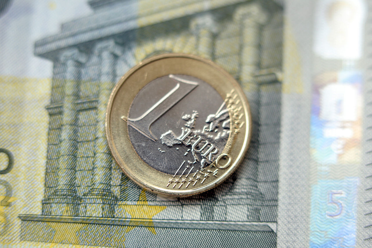 Во Франции уничтожили 27 млн монет из-за некачественного дизайна.