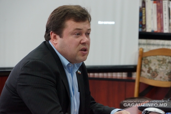 Кюркчу также отметил, что запрет на ввоз продукции в Россию затронет каждого жителя страны.