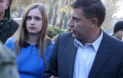 Руководителя "Донецкой республики" поздравил помощник Путина, заявляют местные издания.