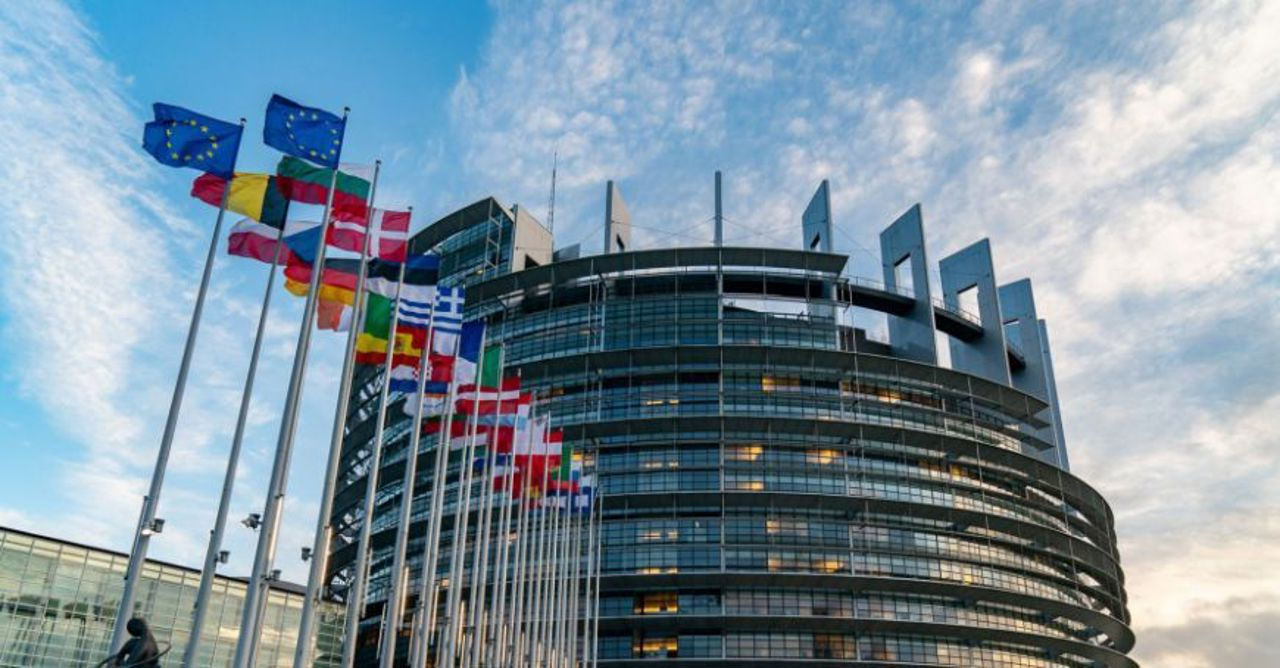 Европарламент призвал не признавать президентские выборы в Беларуси.