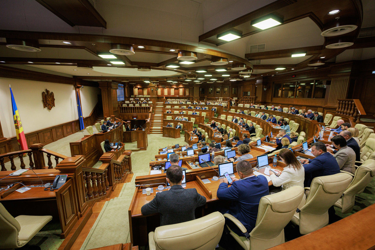 Парламент принял декларацию в поддержку народа Израиля и осуждение терактов.