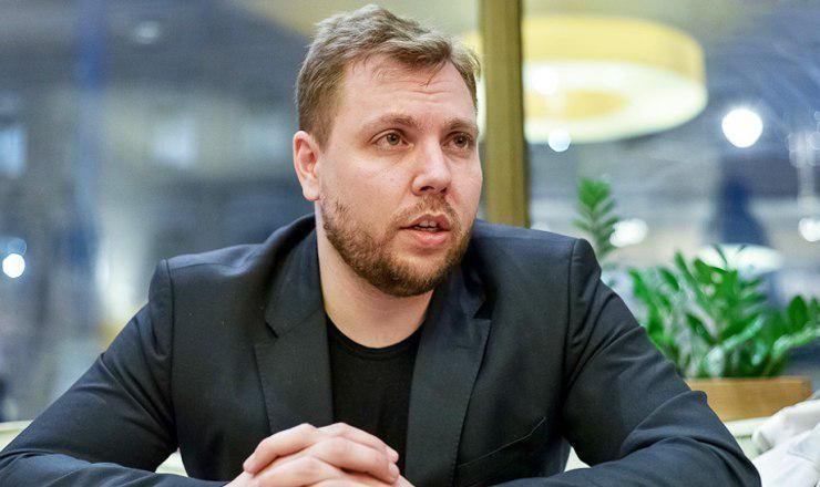 Директор института прикладных политических исследований Григорий Добромелов.