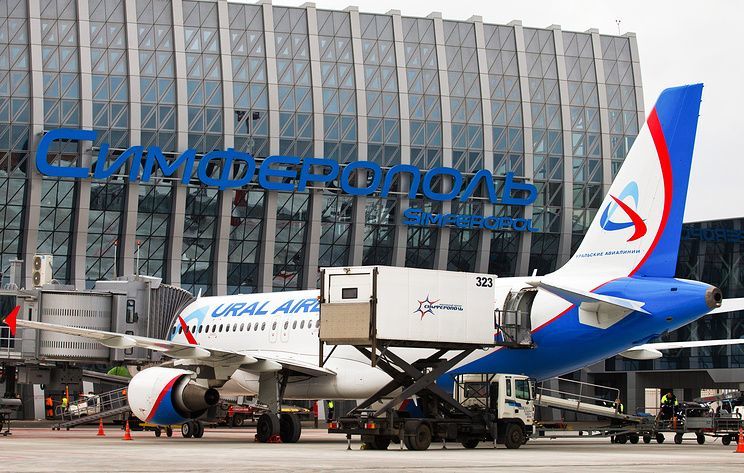 Авиакомпании резко сократили число рейсов в Крым.