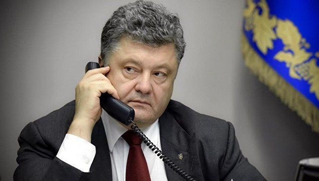 Президенты Украины и Румынии обсудили по телефону закон об образовании.