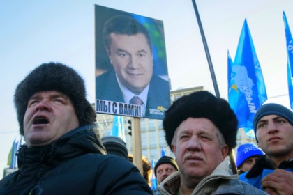 Сторонники Виктора Януковича на митинге в Киеве в декабре 2013 года. Фото: Глеб Гаранич / Reuters