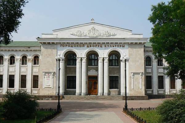 Городской Дворец культуры в Тирасполе.