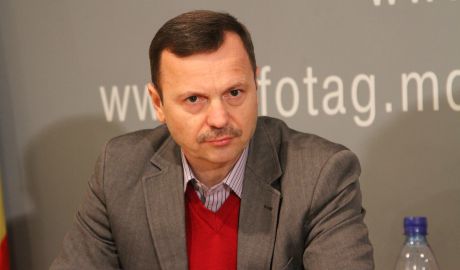 Василий Нэстасе: Они хотят возложить вину на протестующих.