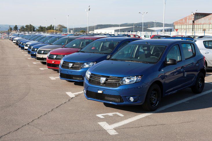 Vânzările de autoturisme noi Dacia la nivel mondial au crescut cu 6,1% în 2016. Foto: ziarulargesul.ro