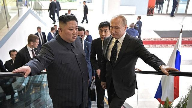 Глава КНДР Ким Чен Ын и президент России Владимир Путин.