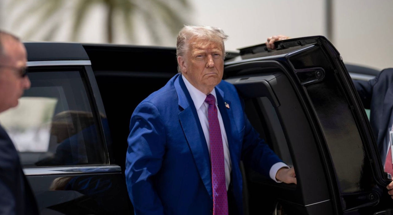Trump spune că propunerea de acord nuclear a fost transmisă Iranului: Teheranul neagă.