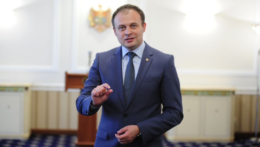 Candu, poate să candideze la funcția de șef de stat. Speakerul împlinește astăzi, 27 noiembrie, vârsta de 40 de ani.
