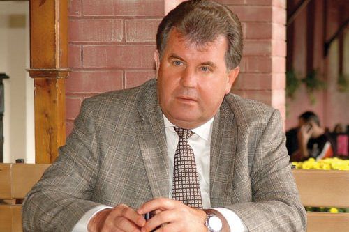 По его словам, в условиях резкого обесценивания лея банки предпочитают размещать ресурсы в иностранной валюте.