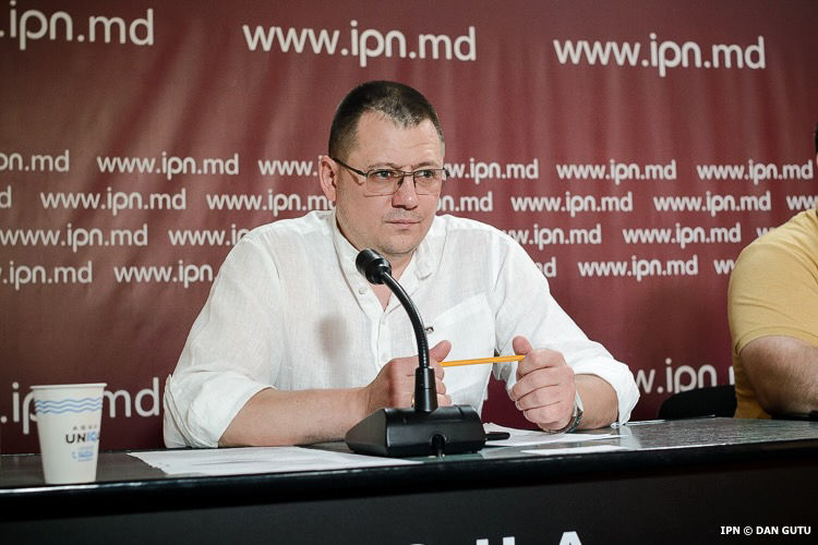 Руслан Вербицкий: У корректировки тарифов на проезд в общественном транспорте есть политическая составляющая.