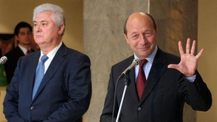 Vladimir Voronin nu crede în şansele lui Traian Băsescu de a avea succes în politica din Republica Moldova.