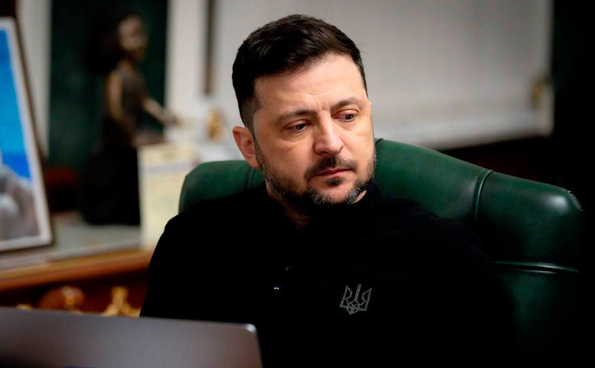 Зеленский: В ближайшее время ожидаем обмена пленными с РФ.