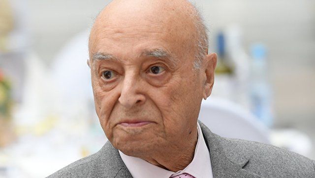 Владимир Этуш госпитализирован в НИИ Склифосовского.
