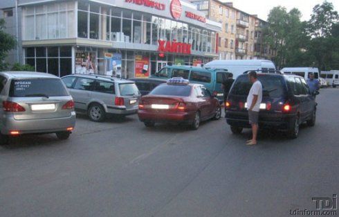 По факту ДТП проводится дознание.