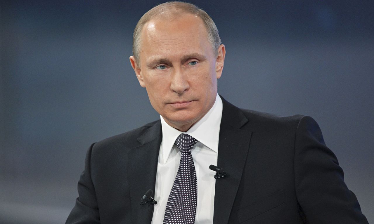 Путин о протестах в Москве: Просто так дубинкой не молотят.