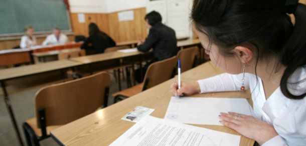 437 de elevi de naționalitate găgăuză, ucraineană și bulgară au susținut examenul la limba maternă. Foto: basarabia.md