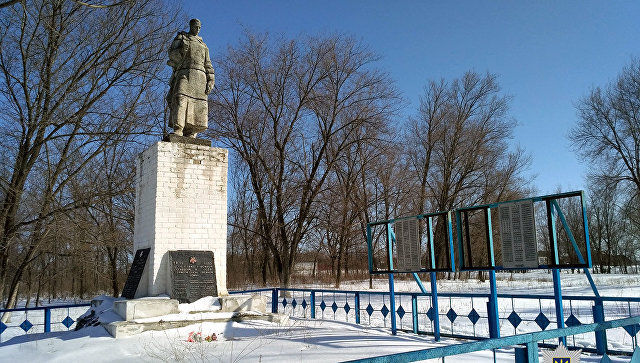 В Украине осквернили братскую могилу солдат Второй мировой войны.
