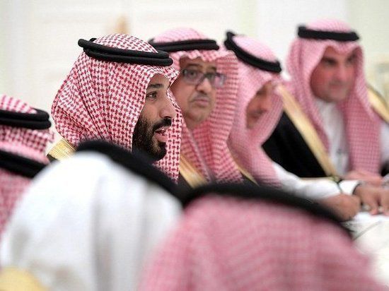 В Саудовской Аравии по обвинению в коррупции задержали 11 принцев и 4 принцев.