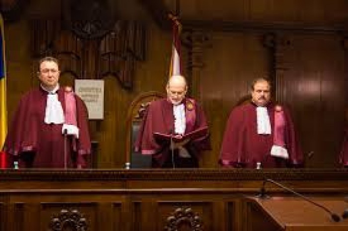 Curtea Constituțională a respins parțial sesizarea președintelui Curții Supereme de Justiție, Mihai Poalelungi privind ridicarea imunității judecătorilor.