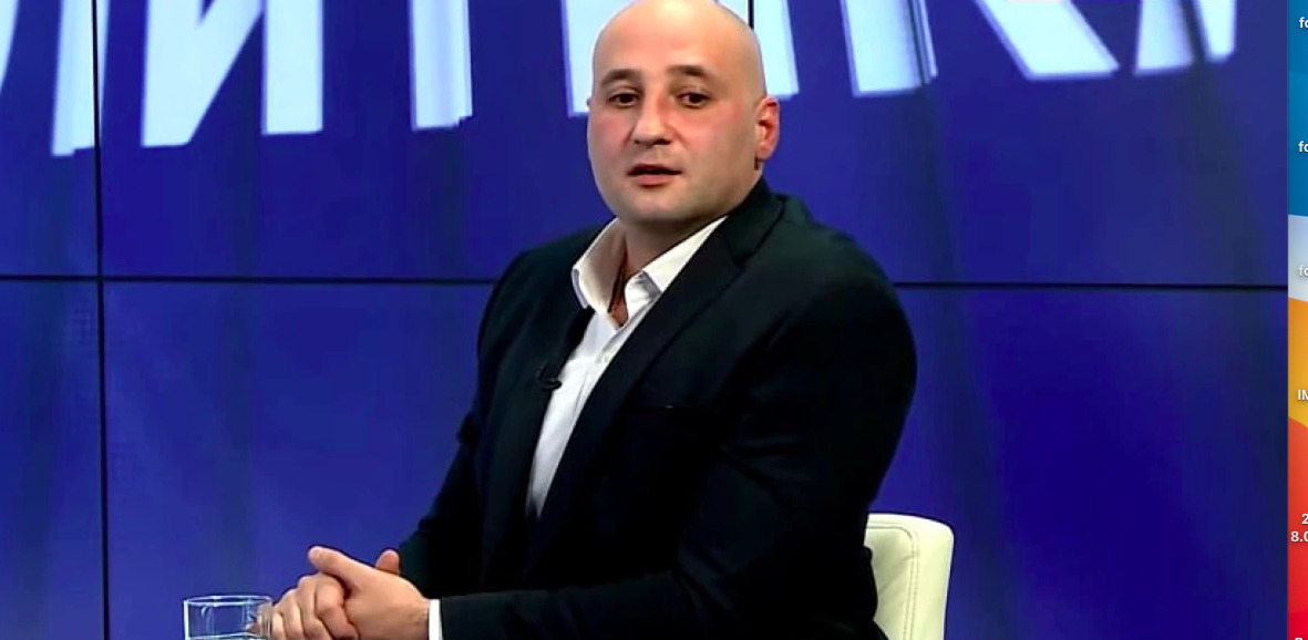 Тулянцев: Санду и ее команда готовят почву для объединения с Румынией.