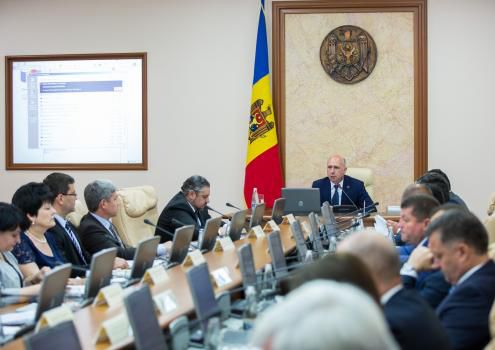 Executivul a aprobat Cadrul bugetar pe termen mediu pe anii 2018-2020. Foto: gov.md