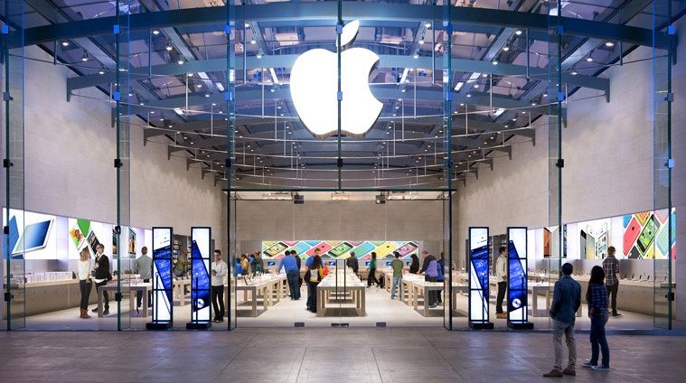Житель штата Флорида подал иск против компании Apple.