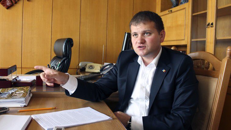 Munteanu: Cine a decis demisia lui Chirtoacă și cine câştigă. Foto: deschide.md