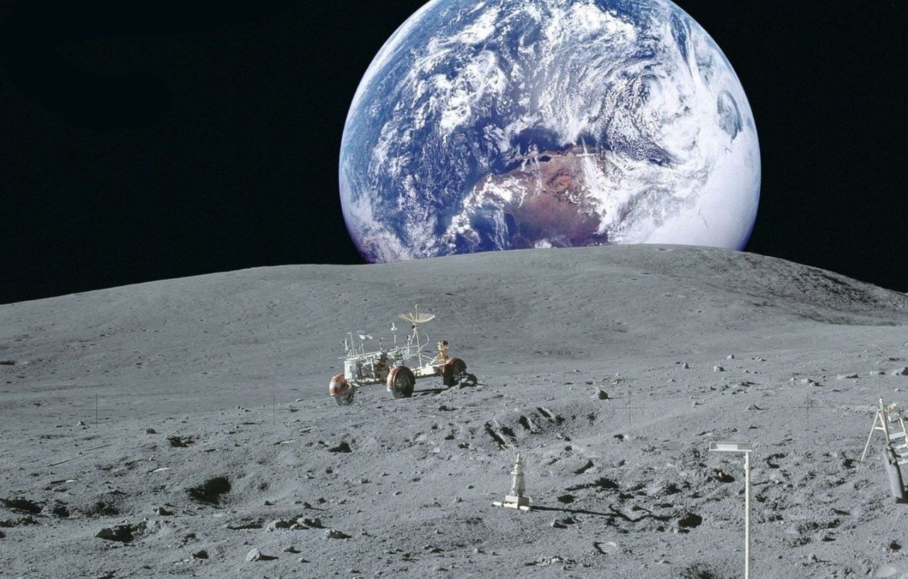 NASA будет готово высадить человека на Луну к 2028 году.